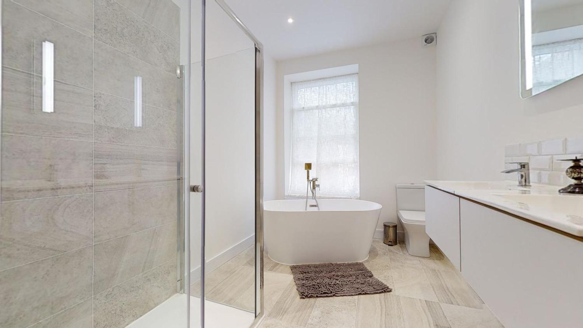 Barbican Boutique Luxury Apartments & Rooms, פלימות' חדר תמונה