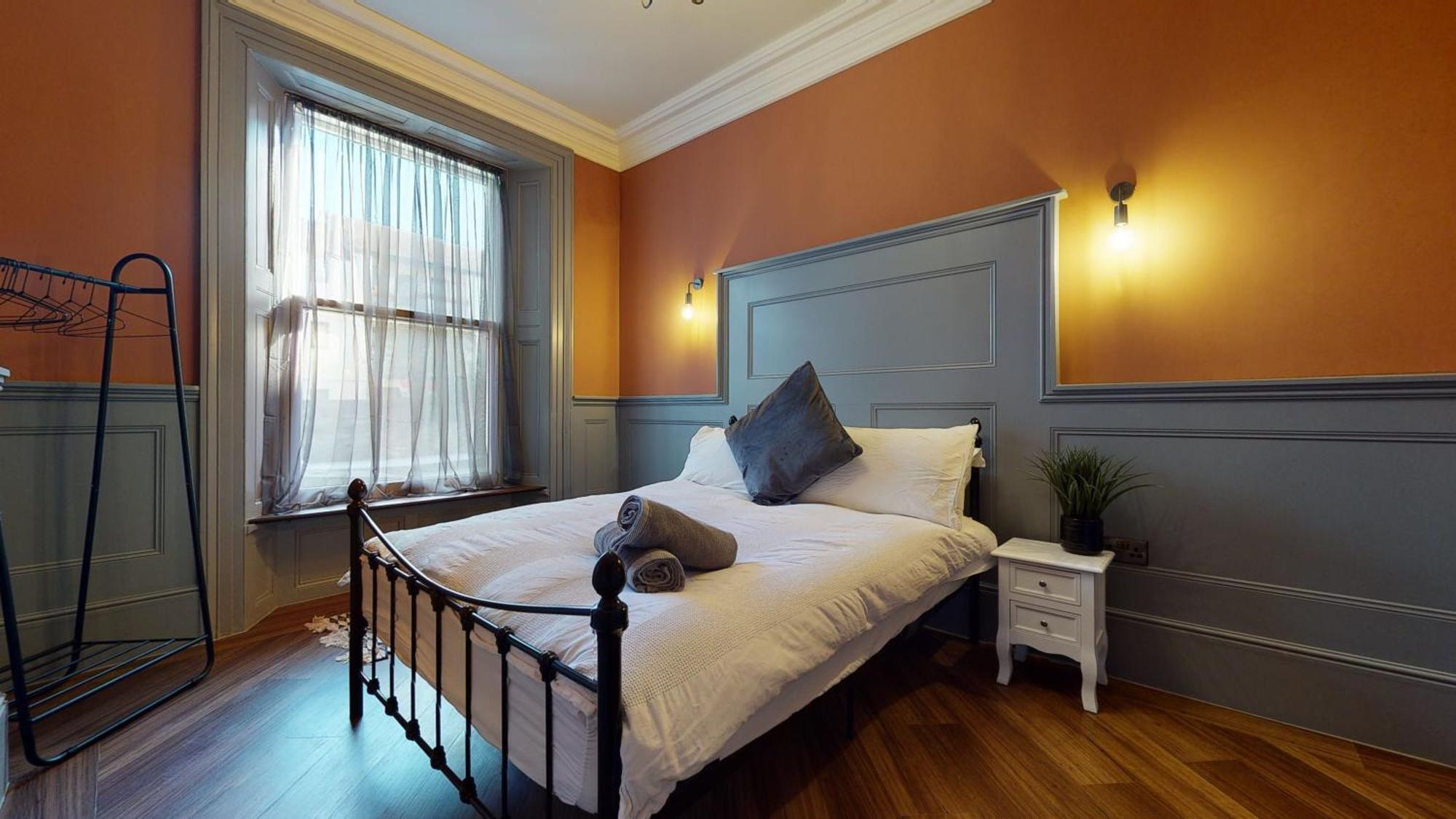 Barbican Boutique Luxury Apartments & Rooms, פלימות' חדר תמונה